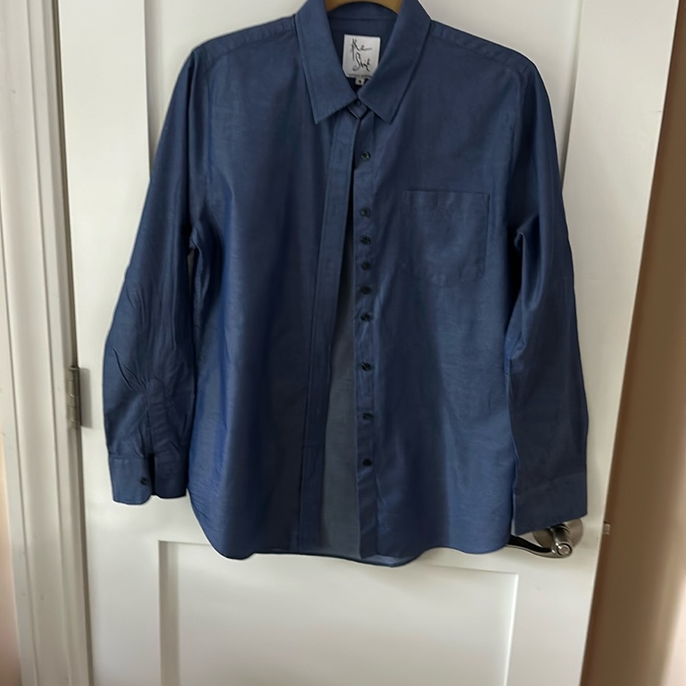 Rochelle Behrens the shirt